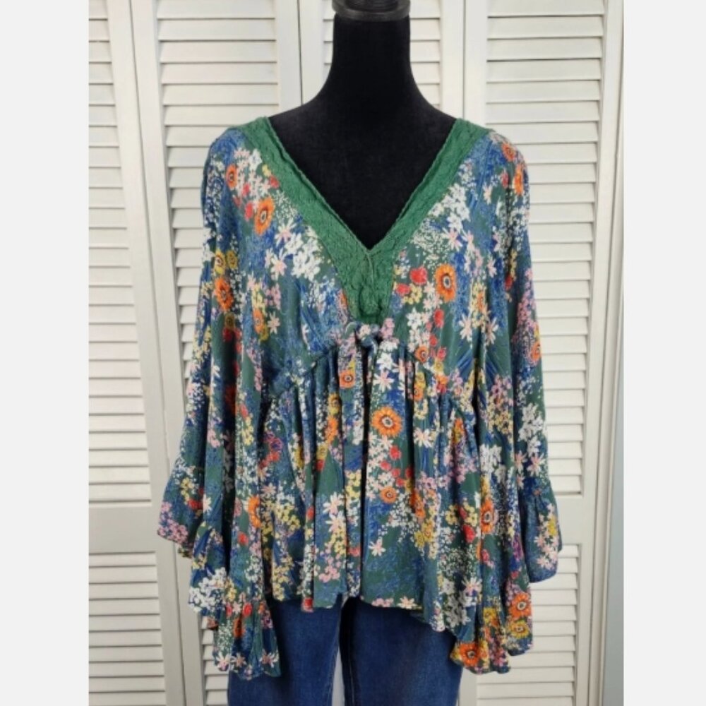 Angie Green Floral Top Small Bell Ruffle Sleeve Asymmetrical Hem Rayon Boho